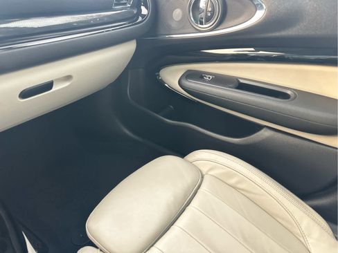 Used 2019 MINI Cooper Clubman S image 10