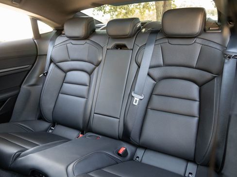 Certified 2025 Porsche Taycan AWD/4WD image 28