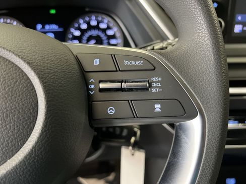 Used 2023 Hyundai Sonata SE w/ Preferred Accessory Package FWD image 31