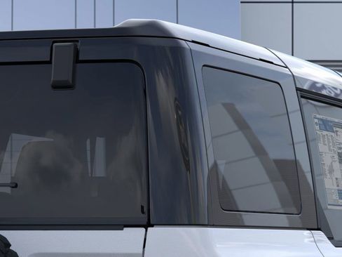 New 2025 Ford Bronco Badlands image 25