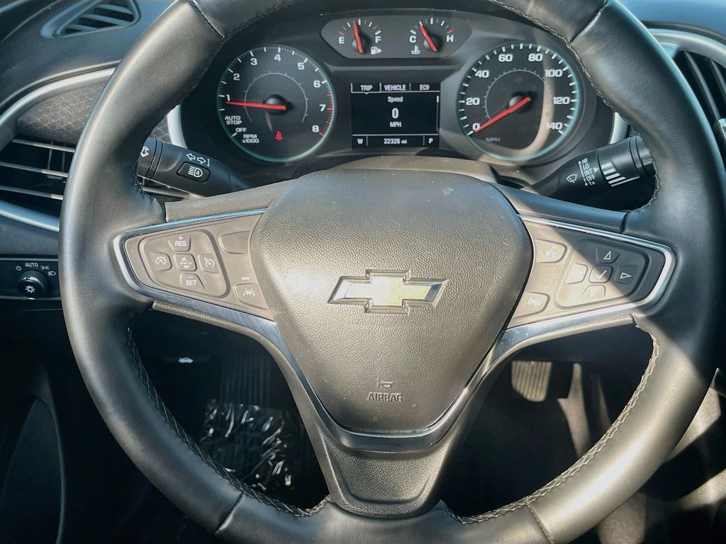 Used 2024 Chevrolet Malibu RS FWD image 11