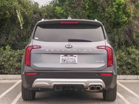 Used 2021 Kia Telluride EX w/ EX Premium Package image 7