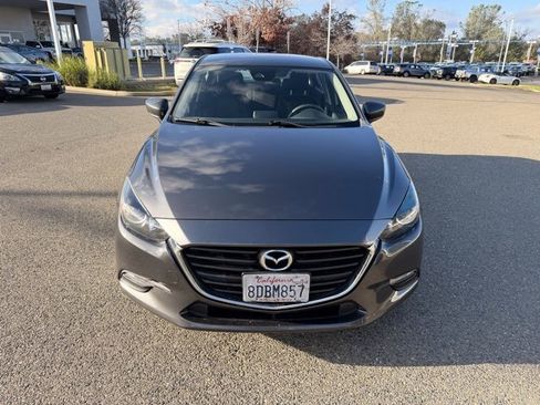 Used 2018 MAZDA MAZDA3 Sport image 2
