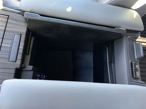 Certified 2023 Toyota Sienna Limited image 26