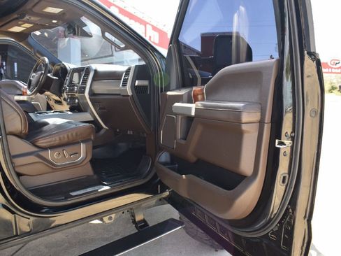 Used 2017 Ford F350 King Ranch w/ King Ranch Ultimate Package image 16