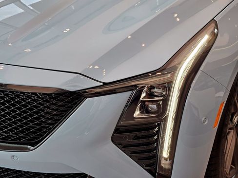 New 2026 Cadillac CT5 V w/ Technology Package RWD image 9