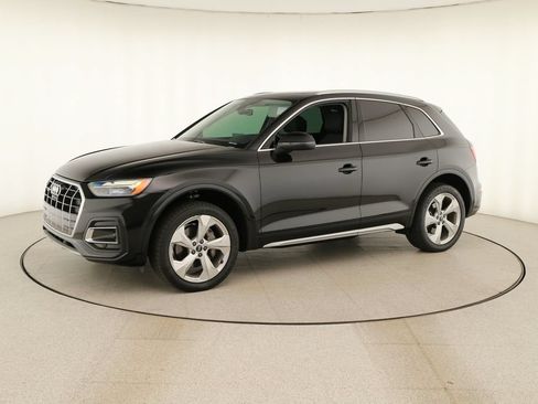 Used 2021 Audi Q5 2.0T Premium Plus w/ Premium Plus Package AWD/4WD image 13