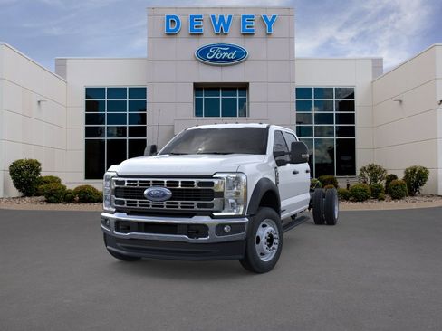 New 2026 Ford F550 4x4 Crew Cab image 2