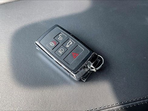Used 2023 Land Rover Range Rover Autobiography AWD/4WD image 10