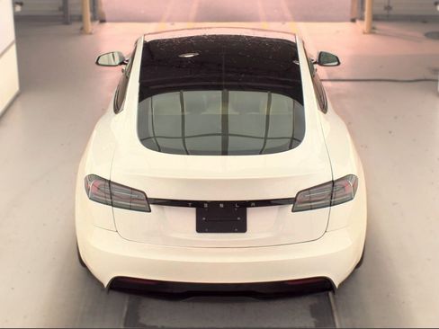 Used 2023 Tesla Model S Standard Range AWD/4WD image 5
