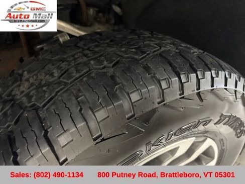 Used 2019 GMC Sierra 1500 AT4 w/ AT4 Premium Package image 29