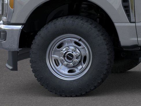 New 2026 Ford F250 XL w/ XL Off-Road Package AWD/4WD image 19