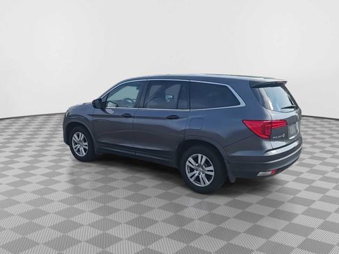 Used 2018 Honda Pilot LX image 6