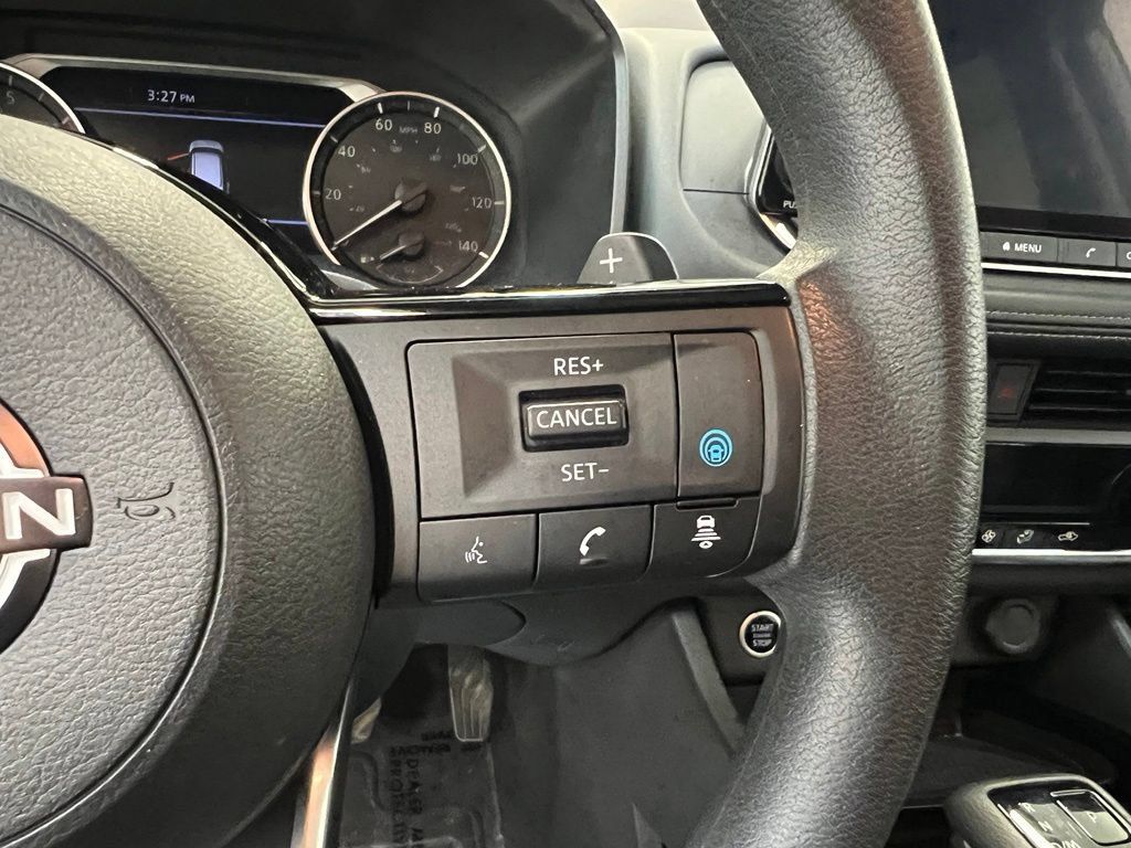 Used 2023 Nissan Rogue SV AWD/4WD image 21