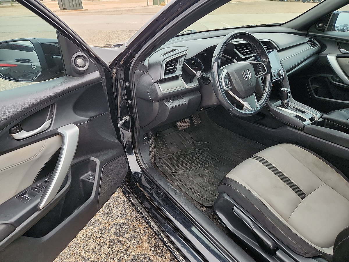 Used 2018 Honda Civic EX-T image 16