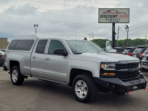 Used 2019 Chevrolet Silverado 1500 LT AWD/4WD image 22