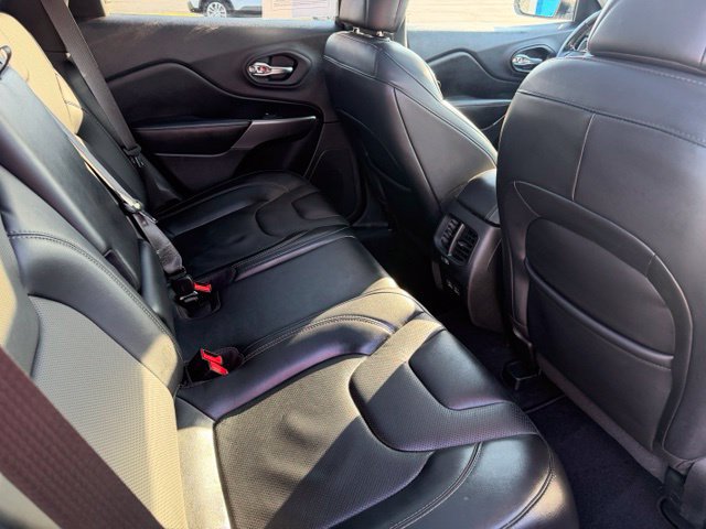 Used 2021 Jeep Cherokee Latitude Lux w/ Sun & Sound Group FWD image 39