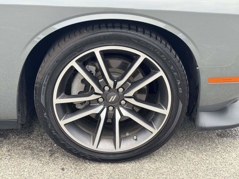 Used 2023 Dodge Challenger R/T RWD image 1