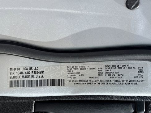 Certified 2023 Jeep Grand Cherokee L Laredo image 45