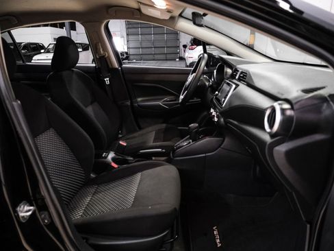 Used 2021 Nissan Versa S image 35