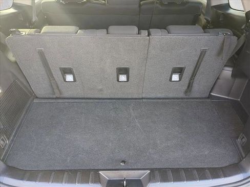 Certified 2025 Subaru Ascent Premium image 5