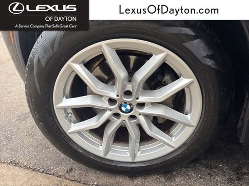 Used 2023 BMW X5 xDrive40i w/ Parking Assistance Package image 11