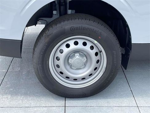 New 2025 Ford Maverick XL image 4