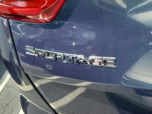 Used 2022 Kia Sportage LX FWD image 10