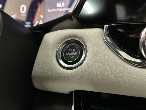 New 2025 GMC Canyon AT4 w/ AT4X Package image 17