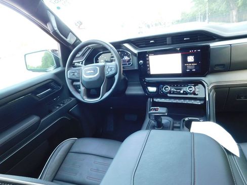 Used 2025 GMC Sierra 1500 AT4X AWD/4WD image 2