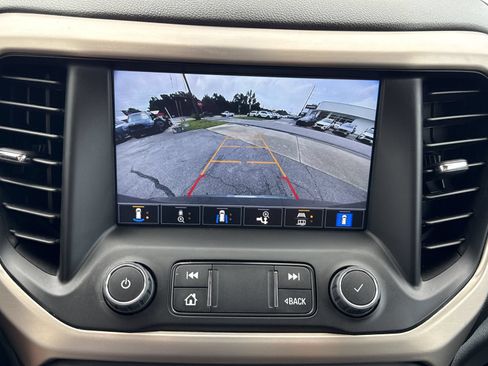 Used 2023 GMC Acadia Denali w/ Denali Ultimate Package FWD image 20