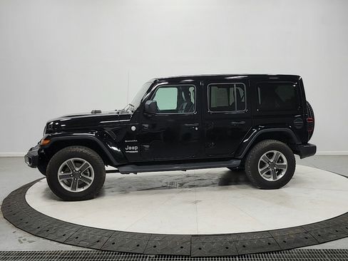 Used 2021 Jeep Wrangler Unlimited Sahara image 4