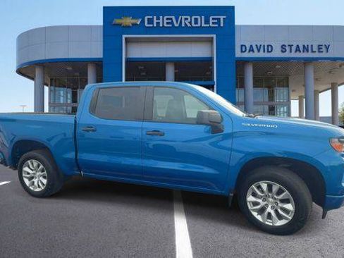 Used 2023 Chevrolet Silverado 1500 Custom RWD image 9