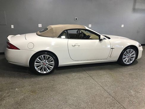 Used 2010 Jaguar XK Convertible image 4