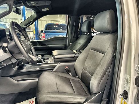 Used 2022 Ford F150 XLT w/ Equipment Group 302A High image 12