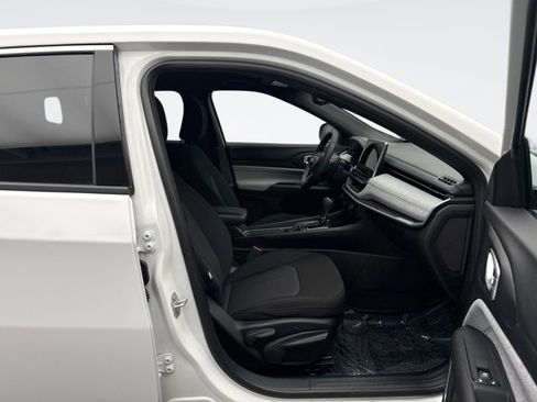 Used 2023 Jeep Compass Sport image 16