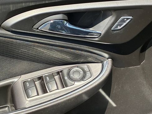 Used 2016 Chevrolet Malibu LT FWD image 23