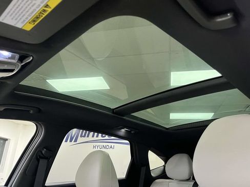 Certified 2025 Hyundai Tucson Limited AWD/4WD image 16