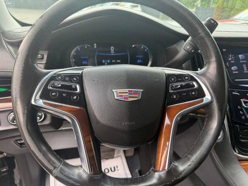 Used 2016 Cadillac Escalade Premium AWD/4WD image 17