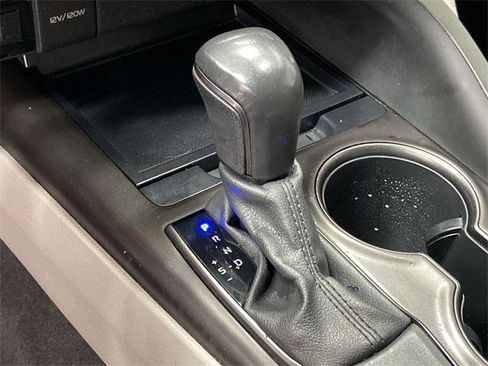 Certified 2021 Toyota Camry SE FWD image 20