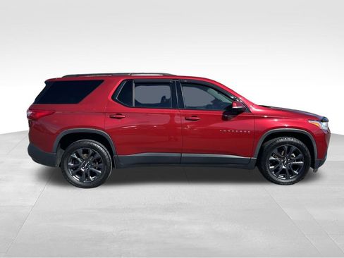Used 2019 Chevrolet Traverse RS image 2
