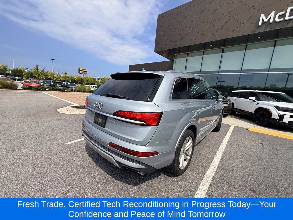 Used 2025 Audi Q7 3.0T Premium Plus AWD/4WD image 4