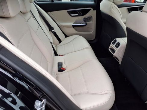 Used 2025 Mercedes-Benz C 300 Sedan image 19
