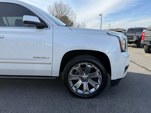 Used 2018 GMC Yukon XL Denali w/ Open Road Package image 46