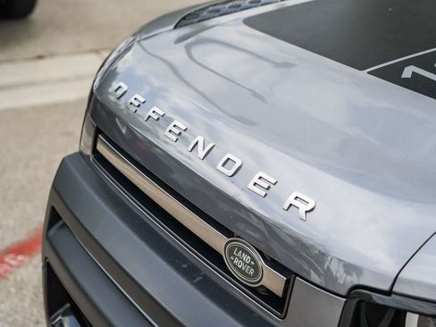 Used 2022 Land Rover Defender 110 S AWD/4WD image 11