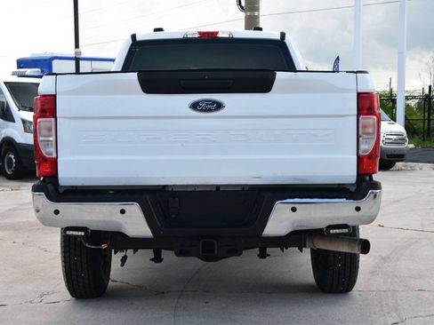 Used 2022 Ford F250 XL w/ Power Equipment Group AWD/4WD image 6