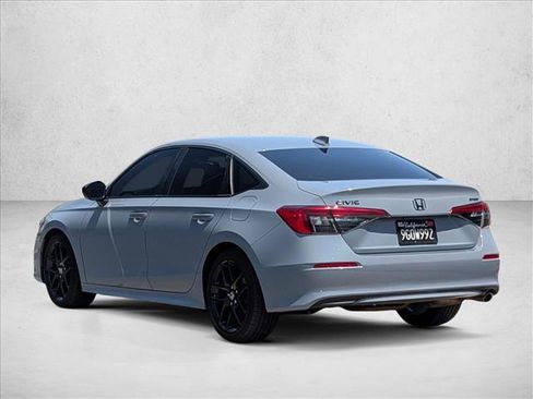 Used 2023 Honda Civic Sport image 7