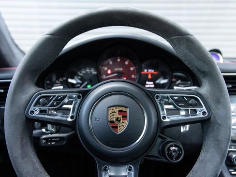 Certified 2019 Porsche 911 Carrera GTS RWD image 14