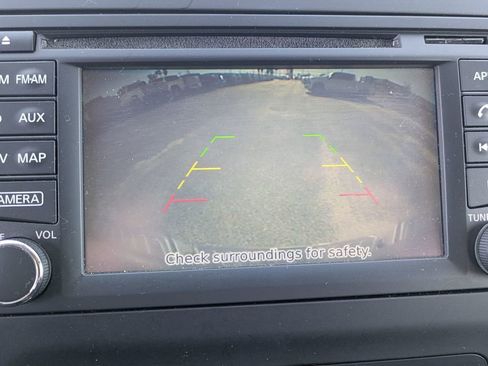 Used 2018 Nissan Frontier PRO-4X image 25