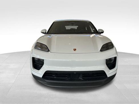 Used 2025 Porsche Macan Electric image 13